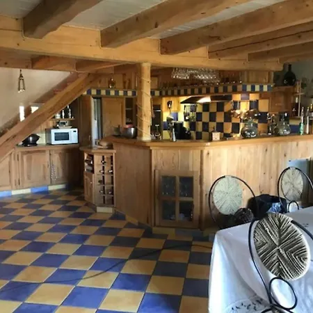 La Grangette De Barbe 펜션 르베아지